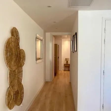 Cosy Vieux Village St Tropez Apartment *